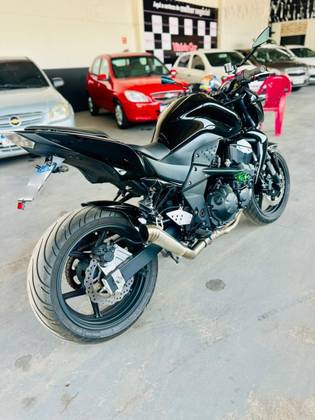 KAWASAKI Z-750 KAWASAKI Z-750